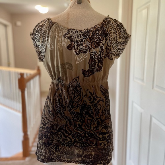 Access women’s NWOT Small top in browns and creams  - Drawstring accent. - Picture 3 of 6